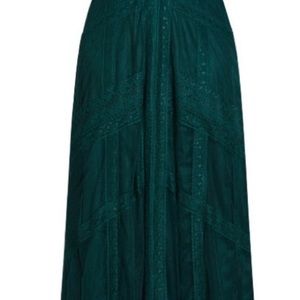 Divine Whimsy Maxi Dress - emerald
Size
20 / L